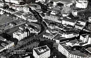 MAISON-CARREE - VUE AERIENNE - LYCEE DE JEUNES FILLES ET MAIRIE
